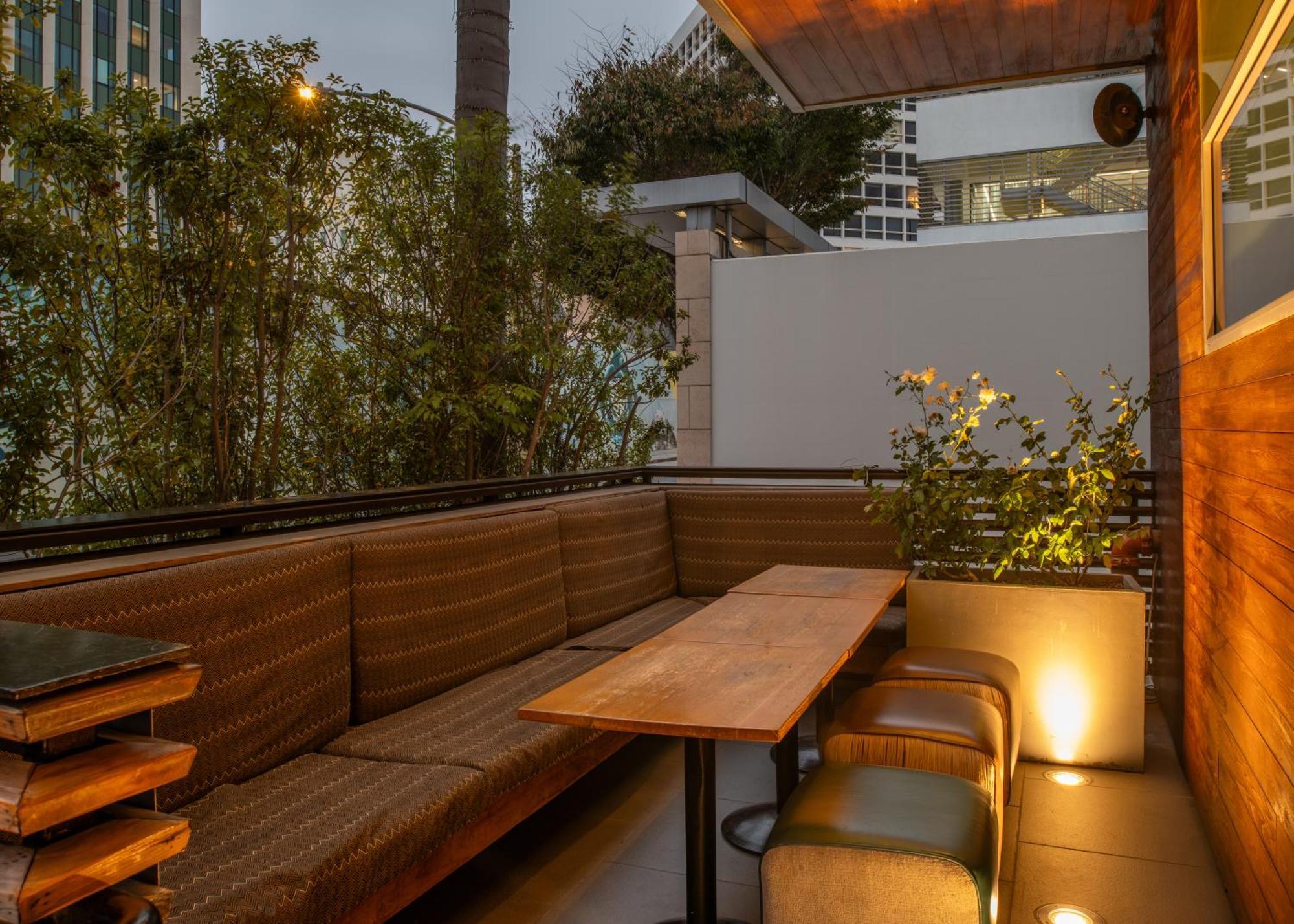 Sirtaj - Beverly Hills Los Angeles Zewnętrze zdjęcie